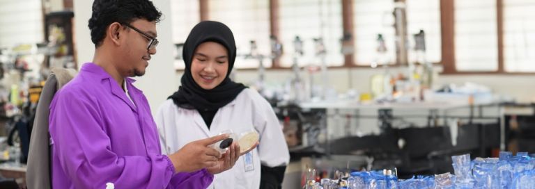 Laboratorium Farmasi