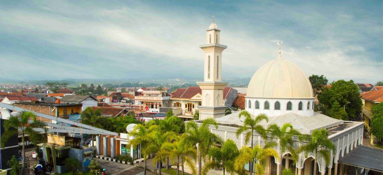 Maukuliah | Institut Pendidikan Indonesia Garut
