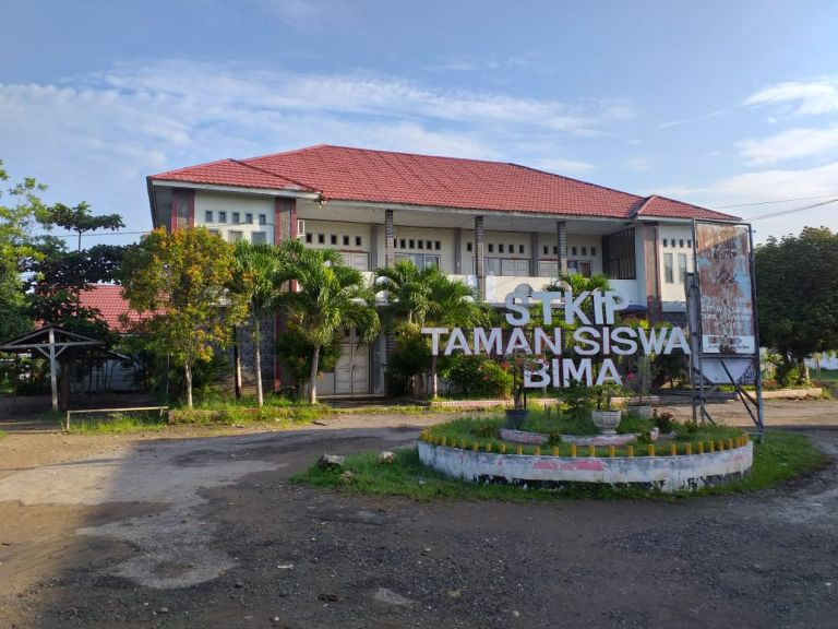 Maukuliah Stkip Taman Siswa Bima