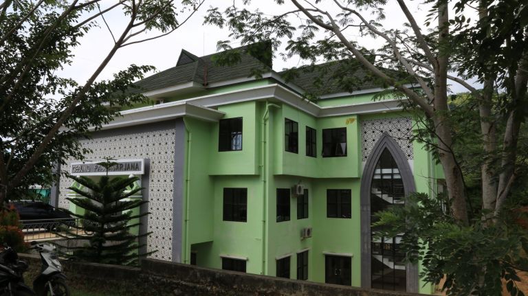 Institut Agama Islam Negeri Iain Ambon